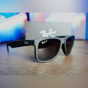 Ray-Ban Black Sunglasses with Case